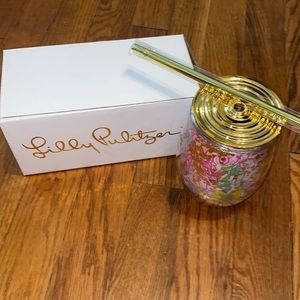 NWT! Lilly Pulitzer Paradise Found Glitter Tumbler.